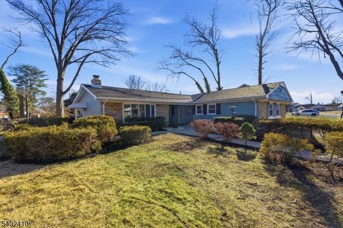 64 Gamewell Ln, Willingboro, NJ, 08046-3033 | Card Image