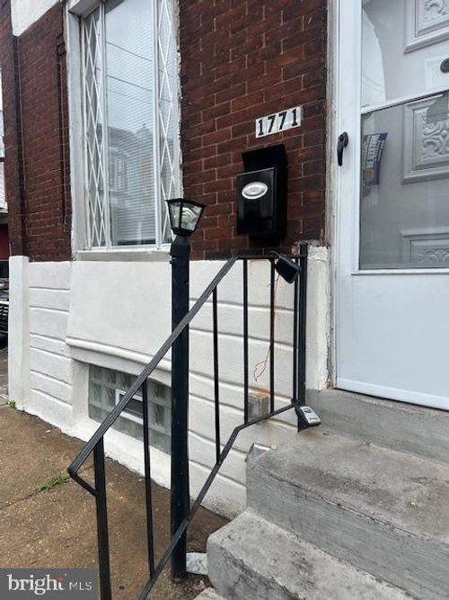 1771 N Dover St, PHILADELPHIA, PA, 19121-2709 | Card Image
