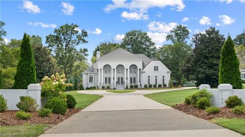 3222 Forsyth Dr, Greensboro, NC, 27407-7222 | Card Image