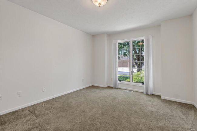1722 Cobblestone Blvd, Condo with 3 bedrooms, 3 bathrooms and null parking in Elkhart IN | Image 20