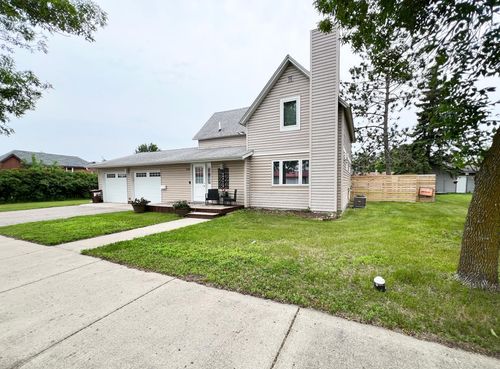 534 E Main St, Perham, MN, 56573-1979 | Card Image