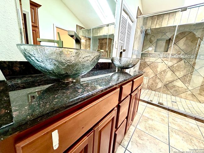 5904 Spring Vly, House other with 3 bedrooms, 2 bathrooms and null parking in San Antonio TX | Image 20