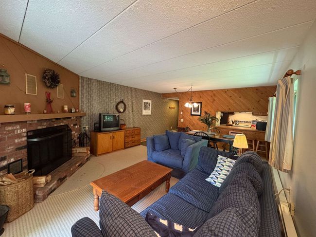 F - 11F Snow Tree Ln, Condo with 1 bedrooms, 2 bathrooms and null parking in West Dover VT | Image 4