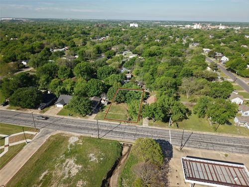 484 S Dewey Avenue, Sherman, TX, 75090 | Card Image