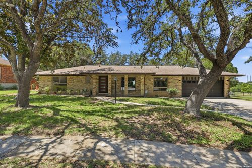 4002 Bentway St, San Antonio, TX, 78217-1705 | Card Image