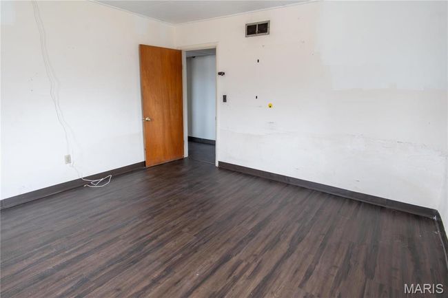 Upper Room 7 | Image 59