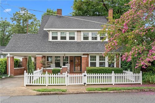 87 Hillcrest Dr, High Point, NC, 27262-3033 | Card Image