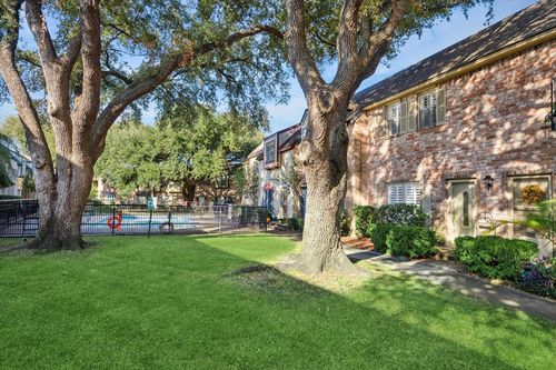 apt-128-14715 Barryknoll Ln, Houston, TX, 77079-2851 | Card Image