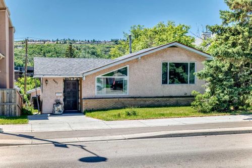 4407 Bowness Rd Nw, Calgary, AB, T3B0A7 | Card Image