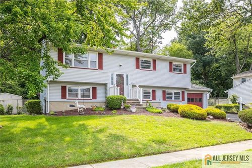 18 Kierst St, Parlin, NJ, 08859-1728 | Card Image