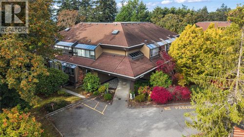 464e-4678 Elk Lake Drive, Saanich, BC, V8Z5M1 | Card Image
