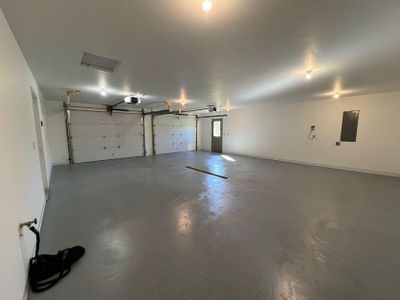 Interior Garage | Image 2