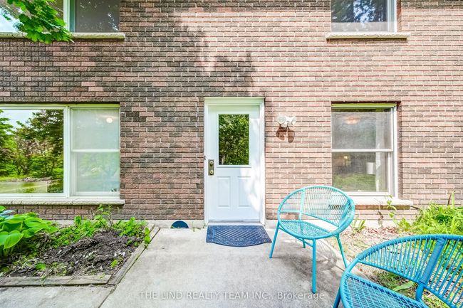 5205 10 Th Sideroad, House other with 5 bedrooms, 2 bathrooms and 20 parking in Cookstown ON | Image 6