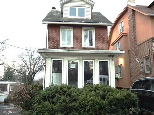 142 Bartlett Ave, SHARON HILL, PA, 19079-1301 | Card Image