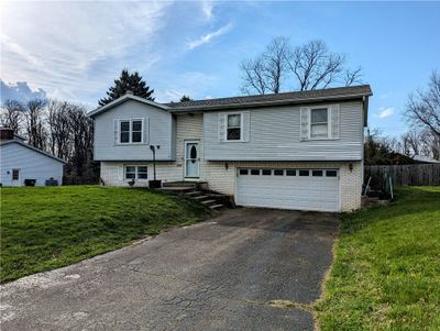 6428 Hearthstone Lane, House other with 3 bedrooms, 1 bathrooms and null parking in Erie PA | Image 2