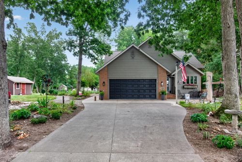 11691 Bradley Dr, Jerome, MI, 49249-9829 | Card Image