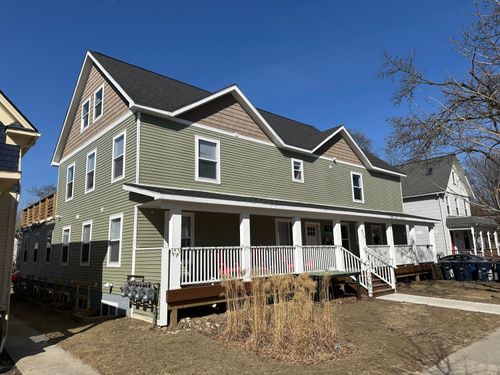 912 Mary St, Ann Arbor, MI, 48104-3360 | Card Image