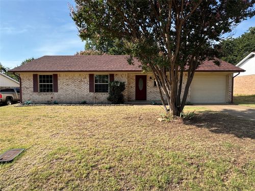 732 Dunaway Ln, Azle, TX, 76020-2606 | Card Image