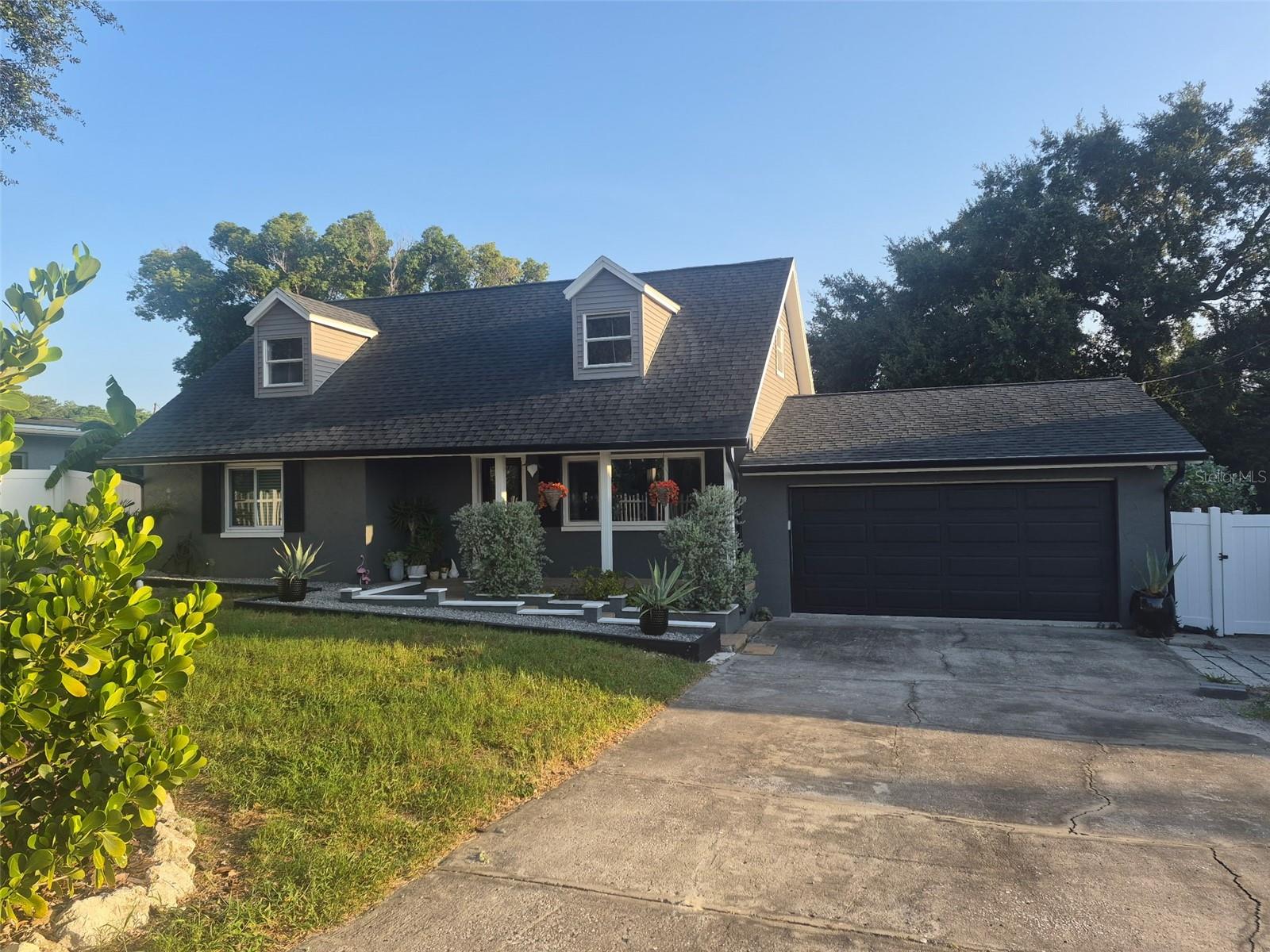 Residential in TARPON SPRINGS 3