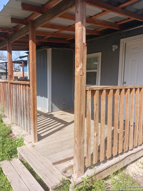 b-614 Verne St, San Antonio, TX, 78221-1552 | Card Image