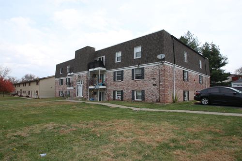 8-3050 Jacqueline Drive, Rockford, IL, 61109 | Card Image