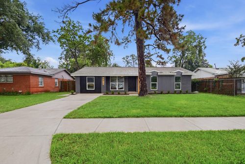 6415 Annunciation Street, Houston, TX, 77016 | Card Image
