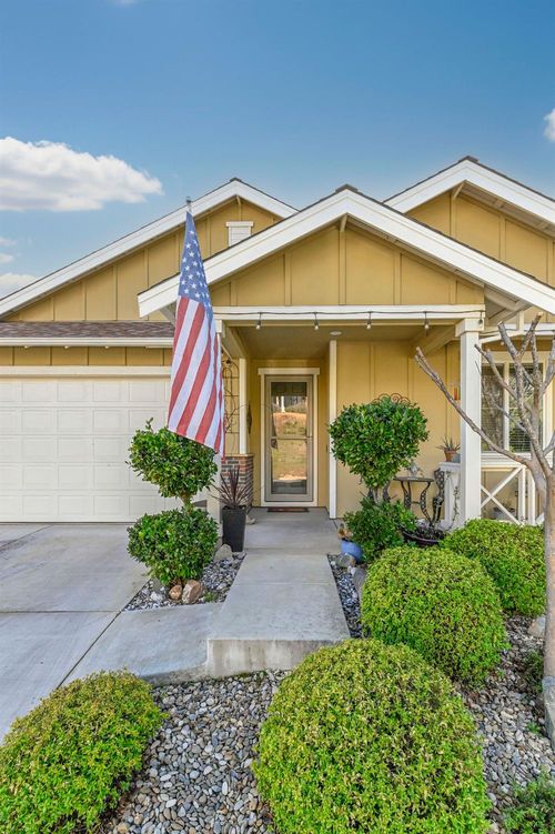 521 Spyglass Cir, Angels Camp, CA, 95222-8207 | Card Image