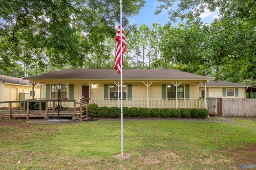 127 Landers Dr, Madison, AL, 35758-1004 | Card Image
