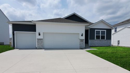 3631 Rueben Drive, Marion, IA, 52302 | Card Image