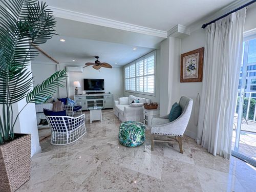 apt-548-3030 S Ocean Blvd, Palm Beach, FL, 33480-6611 | Card Image
