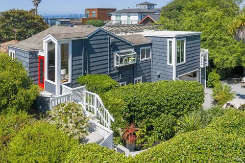 10 Calle Del Pinos, Stinson Beach, CA, 94970-9738 | Card Image