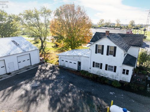 2219 Oak Harbor Rd, Fremont, OH, 43420 | Card Image