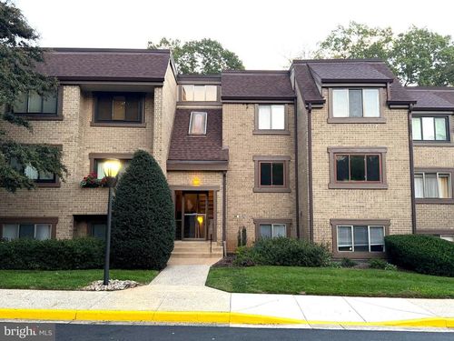 101-1657 Parkcrest Cir, RESTON, VA, 20190-4945 | Card Image