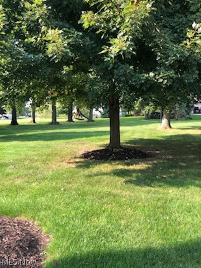 2823 Carriage Stone St Nw, House other with 3 bedrooms, 3 bathrooms and null parking in Uniontown OH | Image 24