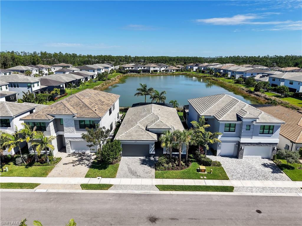 Residential in ESTERO