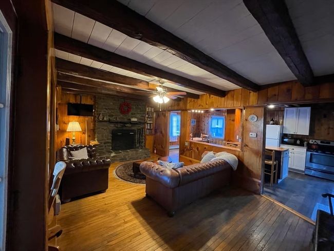 280 Holtshire Rd, House other with 2 bedrooms, 2 bathrooms and 6 parking in Orange MA | Image 14