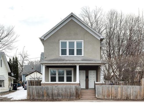 1054 Arcade St, Saint Paul, MN, 55106-3214 | Card Image