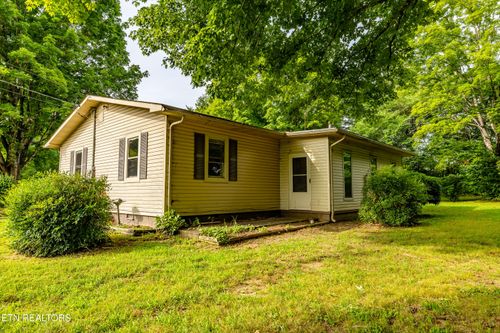 3575 Weavers Dr, Louisville, TN, 37777-3546 | Card Image