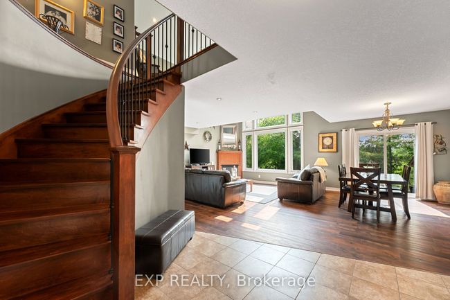 2 Birch Knoll Rd, House other with 5 bedrooms, 3 bathrooms and 5 parking in Sutton West ON | Image 9