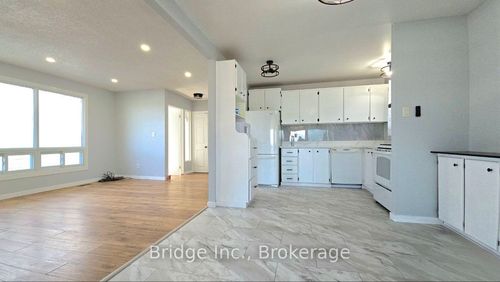 1 Hedgeson Crt, Brampton, ON, L6S1P2 | Card Image
