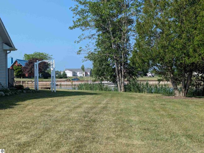 1810 E Riverside Drive, House other with 3 bedrooms, 2 bathrooms and null parking in Au Gres MI | Image 12