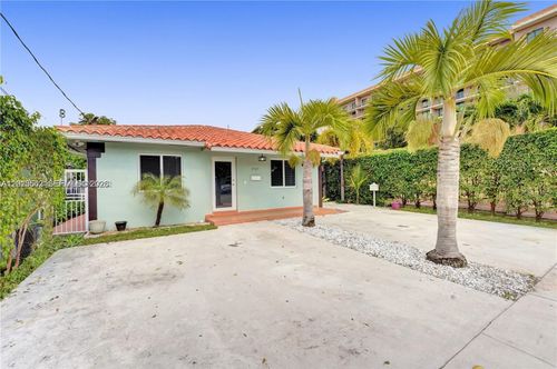0-2747 Sw 17th St, Miami, FL, 33145-1903 | Card Image
