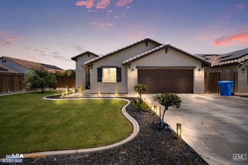 9124 Midnight Creek Way, Bakersfield, CA, 93311 | Card Image