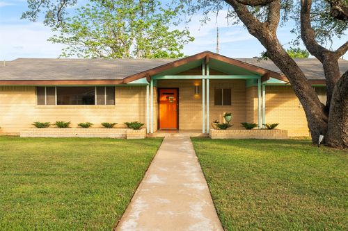 100 W Central Dr, Georgetown, TX, 78628-3645 | Card Image
