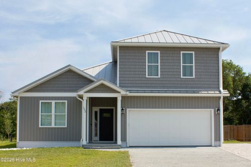 102 Evergreen Ln, Pine Knoll Shores, NC, 28512-0179 | Card Image