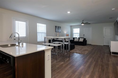 1215 Fairford Rd, Crandall, TX, 75114-5025 | Card Image