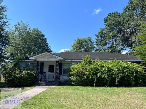 211 Banks Street, Glennville, GA, 30427 | Card Image