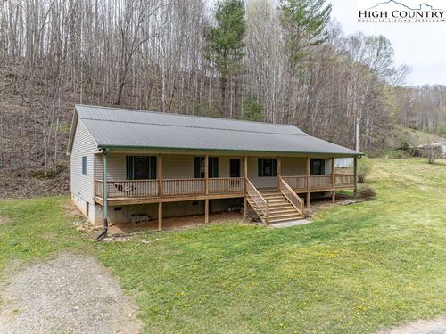 621 Trivette Hollow Rd, Creston, NC, 28615-9456 | Card Image
