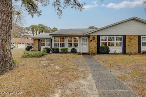 64 Cambridge Cir, Manchester, NJ, 08759-7139 | Card Image