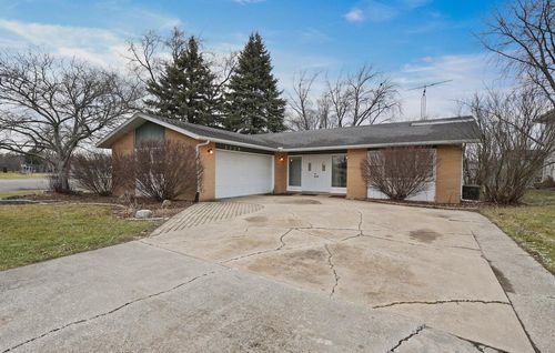 3339 Windy Hill Rd, Crown Point, IN, 46307 | Card Image